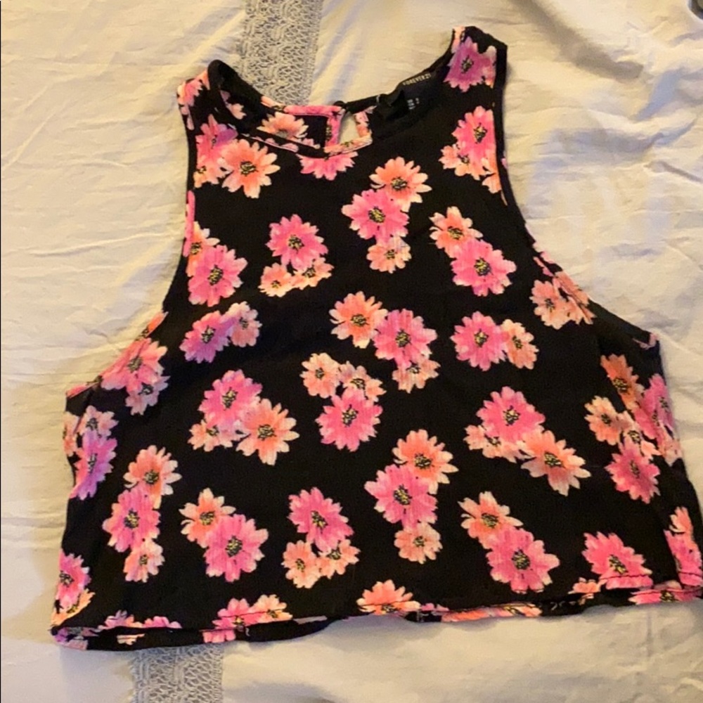 Crop top